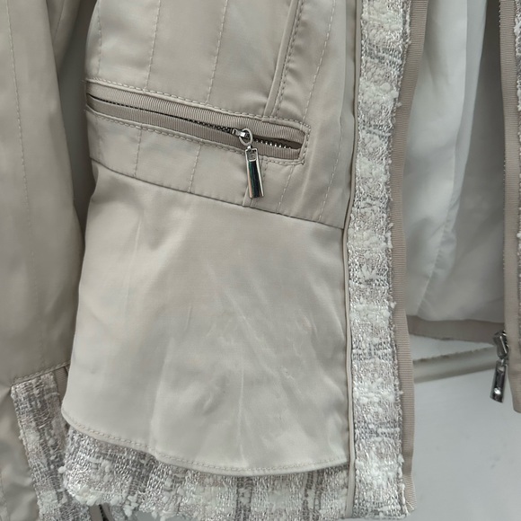 Stunning White House black market jacket - Picture 5 of 8